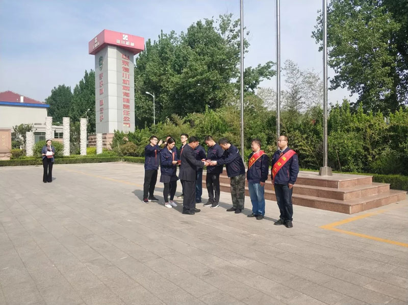 弘揚五四精神，創造青春輝煌，“五四精神”在激勵著信川全體員工覺醒向上！