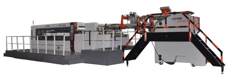 信川上料模切機組亮相武漢國際博覽中心-B6館A07-2，您來看過了嗎?