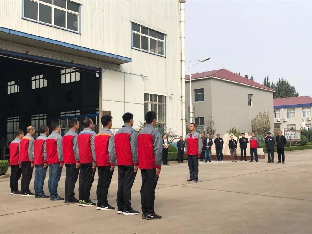 關(guān)心國防建設(shè)，信川重在行動！