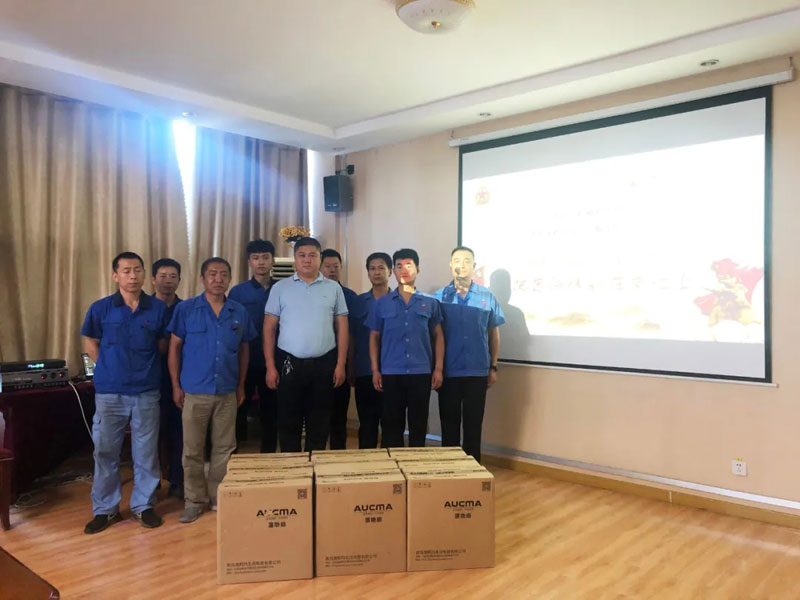 鐵血軍魂，榮耀致敬—信川機械召開慶祝建軍93年暨退伍軍人表彰座談會