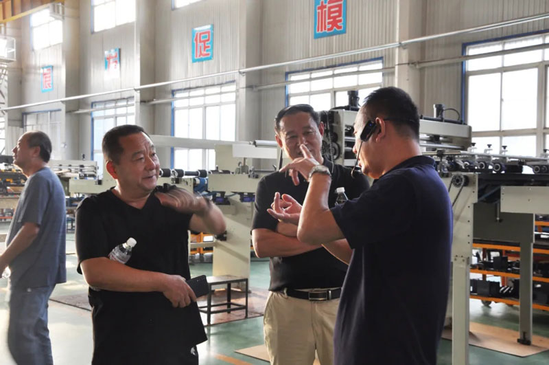 感恩有您，一路同行--熱烈歡迎保定包裝協(xié)會(huì)蒞臨信川參觀指導(dǎo)！