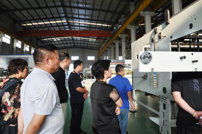 感恩有您，一路同行--熱烈歡迎保定包裝協(xié)會(huì)蒞臨信川參觀指導(dǎo)！