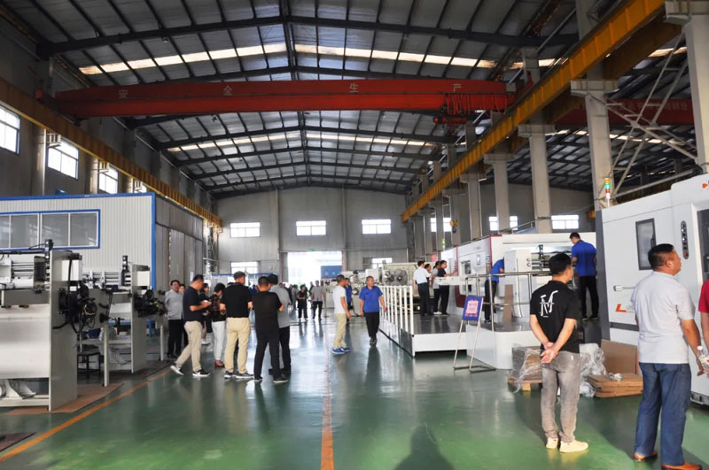 感恩有您，一路同行--熱烈歡迎保定包裝協(xié)會(huì)蒞臨信川參觀指導(dǎo)！