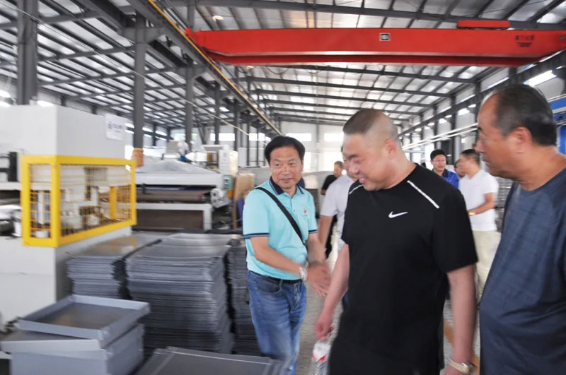 感恩有您，一路同行--熱烈歡迎保定包裝協(xié)會(huì)蒞臨信川參觀指導(dǎo)！