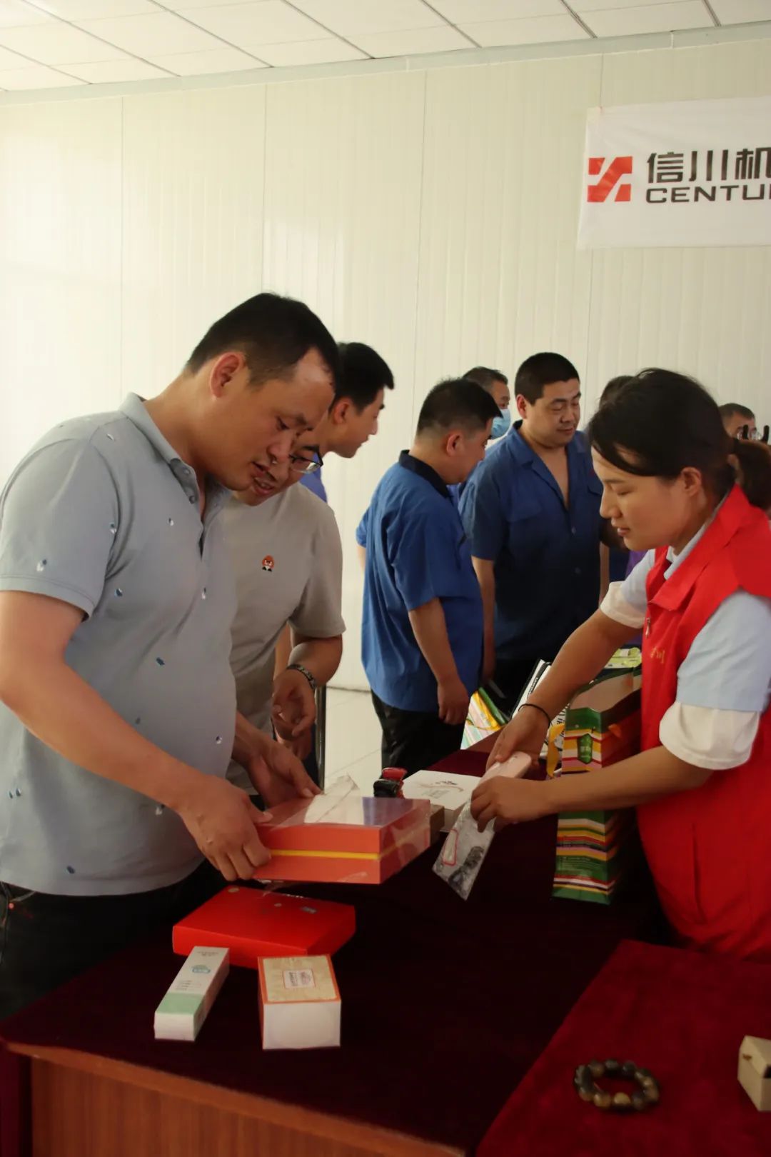 風雨十五載 聚力筑未來 | 信川機械舉辦慶十五周年“斷舍離”義賣會！